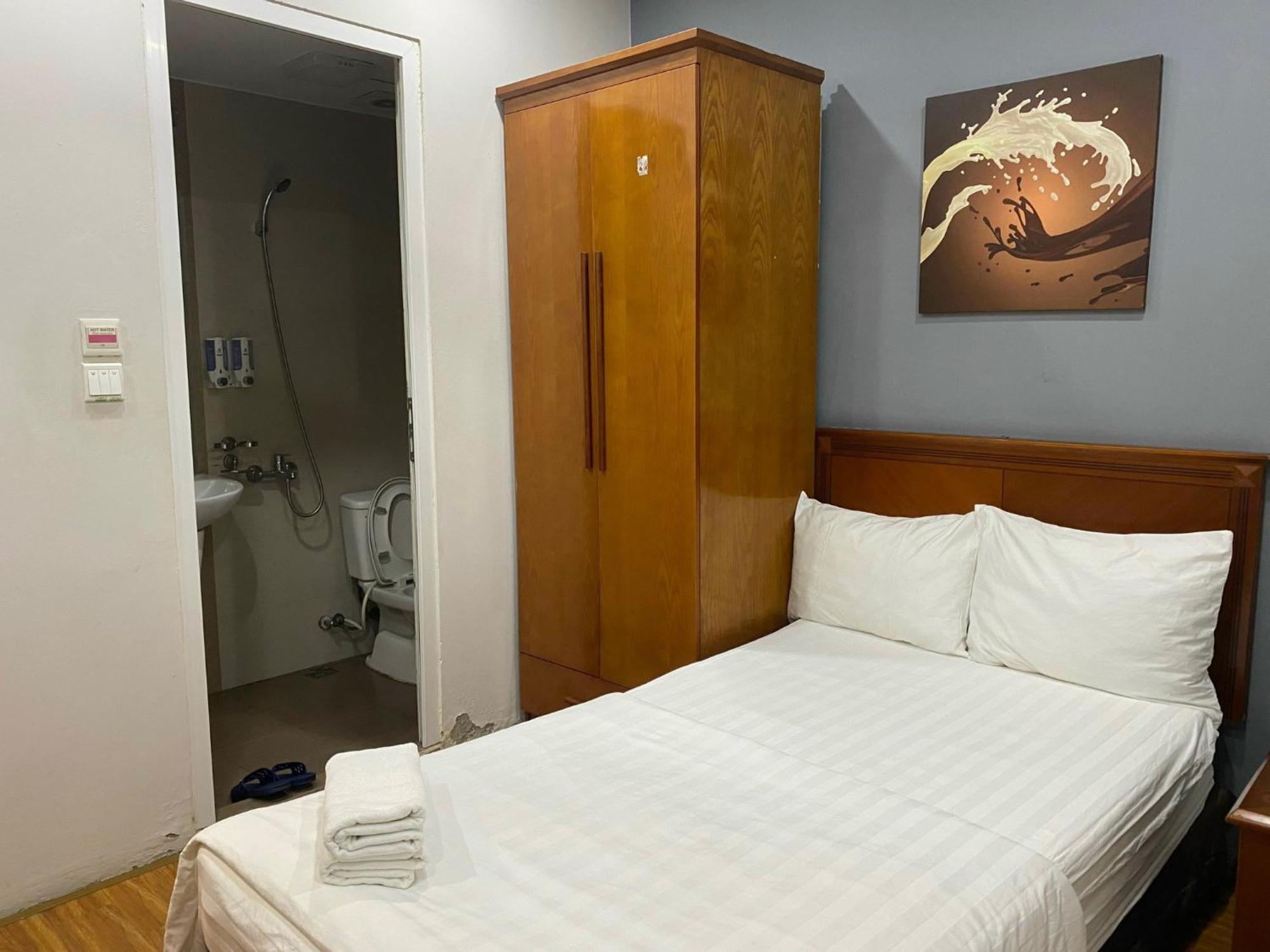 V-Studio Apartment 3 Ханой Екстериор снимка