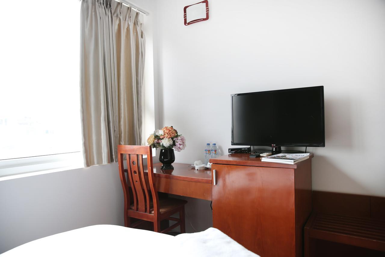 V-Studio Apartment 3 Ханой Екстериор снимка