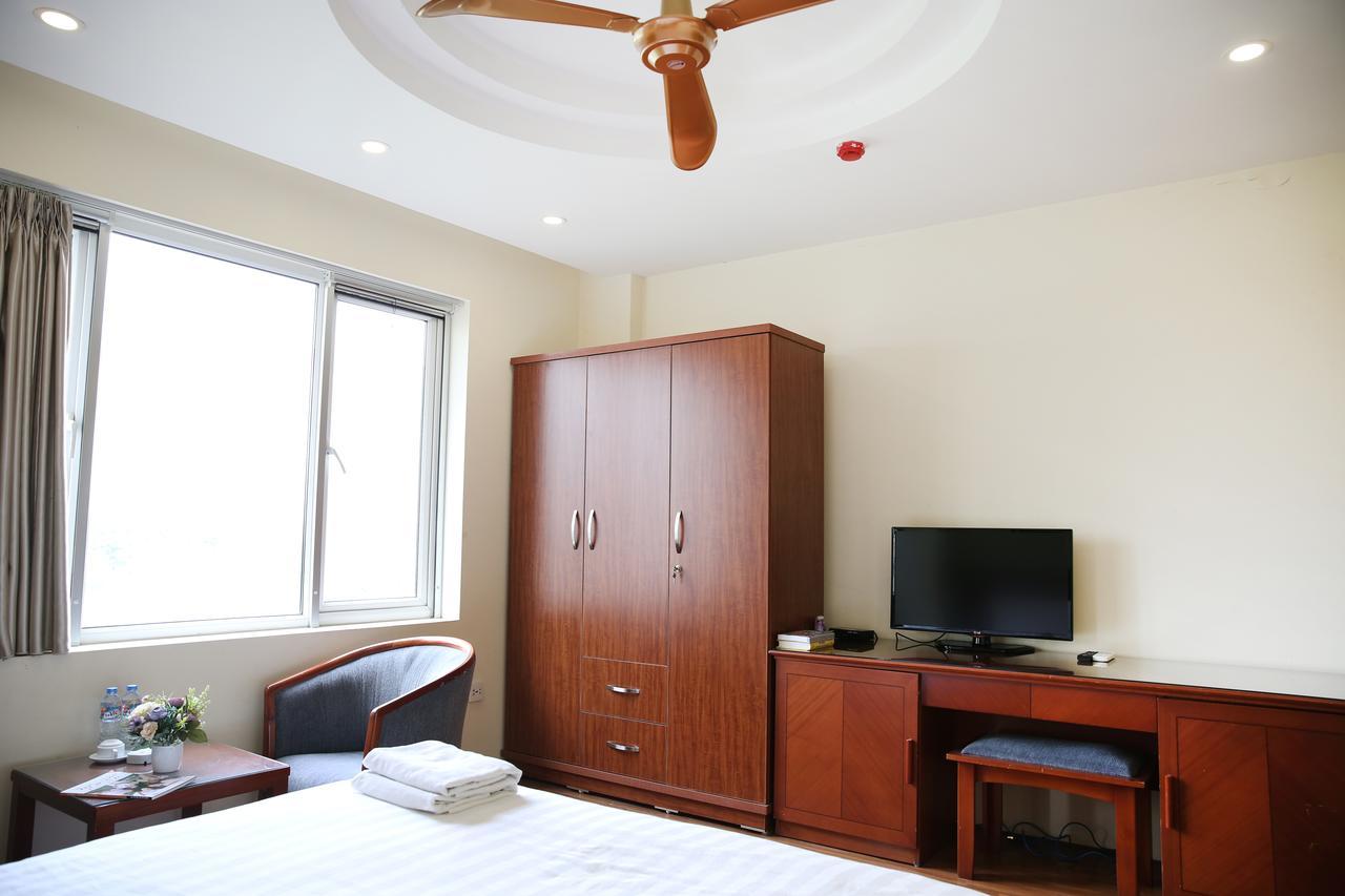 V-Studio Apartment 3 Ханой Екстериор снимка